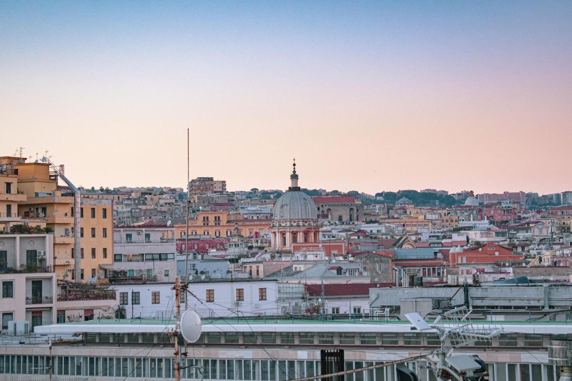 Il Gabbiano Napoli Villa Bagian luar foto